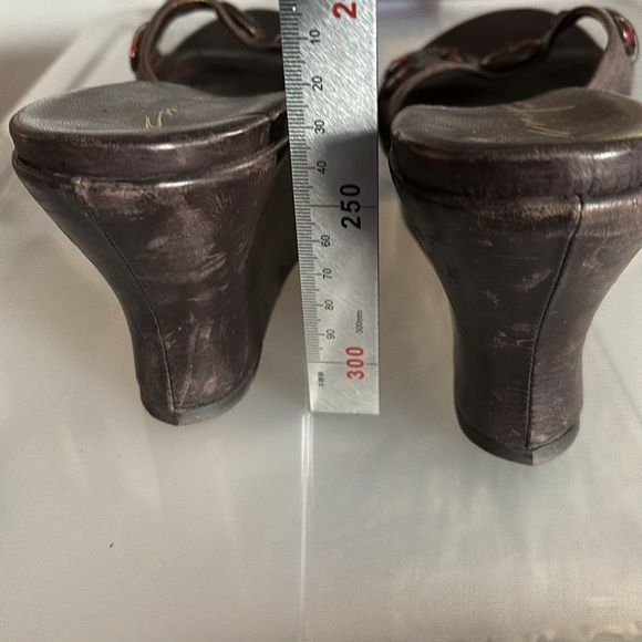 Vince Camuto shoes - Picture 6 of 7